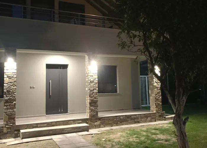Coastal Vista Retreat 2