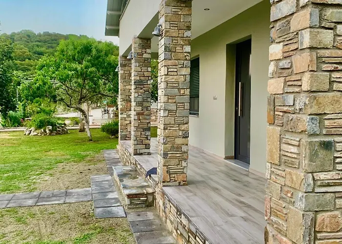 Coastal Vista Retreat 2